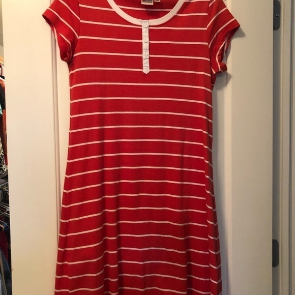 Sold - Picture 3 of 5